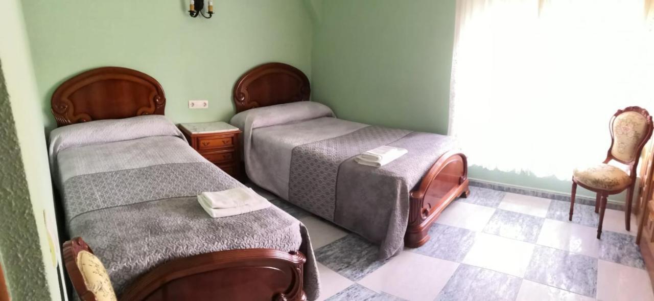 Magaz De Pisuerga Hostal Restaurante Ceres מראה חיצוני תמונה